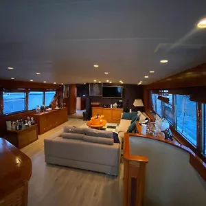 Amazing Boat To Sleep In Barcelona Botel Sant Adria de Besos