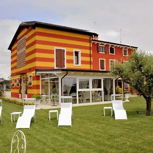 Corte Caselle , Sommacampagna Italia